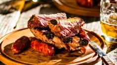 Grilování a barbecue není to samé. Víte, jaký je rozdíl?