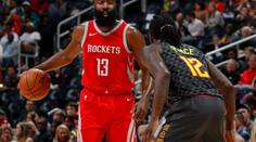 Harden řádil jako zvíře! Nasázel triple-double a napodobil Jordana