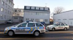 Policista točil honičky a záběry dal na internet. VIDEO