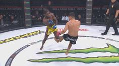 Šílené zranění MMA zápasníka. Po tvrdém kopu si zlomil nohu