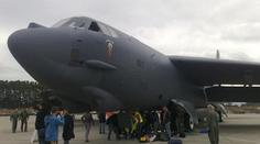Tisíce lidí míří na Dny NATO, na silnicích se stojí i dvě hodiny