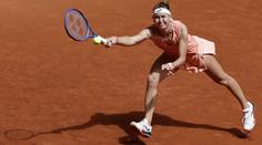 Bouzková prolétla ve Štrasburku do 2. kola, dál jde i Lehečka v Hamburku