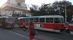Stovky nehod komplikovaly dopravu, bylo jich nejvíce za celý nouzový stav
