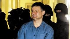 Údajný svědek Kajínkovy střelby se zhroutil a bojí se o život