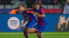 Barca zahodila penaltu, výhru jí zachránil Yamal. Neapol zase ztratila