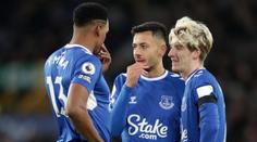 Everton na sestup, fanoušci zuří! Vypadni z našeho klubu, ty kryso, křičí na hráče