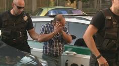 Svou ženu ubodal přímo v autě policistů, před soud jdou i oni