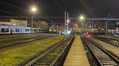 Policie vyšetřuje vraždu dítěte. Podezřelý ho měl zabít na nádraží