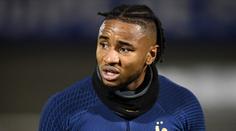 Velká rána pro Francii. Na MS nebude startovat nejlepší bundesligový střelec
