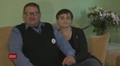 Vládní šaráda a klam: Rodiče zavražděného páru promluvili