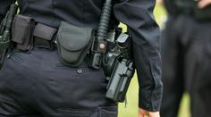 Na ulici ležel zraněný mladík, teď zemřel! Policie netuší, co se stalo