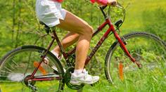 Lékaři varují cyklistky: Jízda na kole ohrožuje váš milostný život!