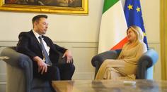 Musk popírá románek s italskou premiérkou. Nic mezi námi není, tvrdí