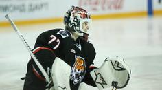 Famózní zákrok: Gólman v KHL zlikvidoval jasný gól VIDEO