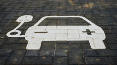 Převrat v elektromobilitě? Toyota prý už letos předvede revoluční baterii