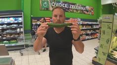 Kontrola obchodů v Šumperku: Plíseň i špatně navážené potraviny