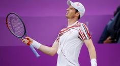Murray si odskočil na zápas Eura, před Wimbledonem přišel o hlas