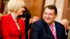 Pomluvy, potrat, boj o život: Láska a krize manželů Paroubkových!