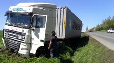 OBROVSKÁ TRAGÉDIE: Malý chlapec zemřel na Litoměřicku po střetu s náklaďákem!