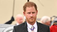 Harry přijede do Británie. To, co chystá, je plivnutím do tváře nemocné Kate