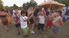 Romský festival v Praze byl plný tance a jídla. Nejvíc lákala věštírna
