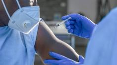 Léková agentura potvrdila, že další vakcína může způsobit sraženiny