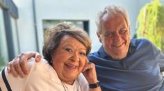 Dojemný vzkaz Miloše Zemana vážně nemocné Bohdalové: Myslím na tebe