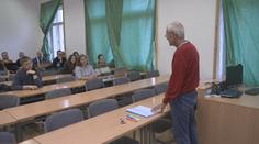V ČR chybí psychologové, kapacity ve školách nestačí. Stát zaspal, míní experti