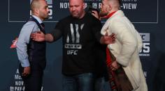 McGregor s Alvarezem to pořádně rozjeli, zasahoval i bodyguard!