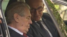 Neschopní ať zkrachují, kritizují mě blbečci, říká prezident Zeman