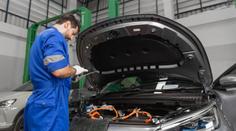 Rána pro automobilový průmysl. Významný podnik vyhlásil bankrot