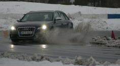 Audi S4: do zatáček rychleji