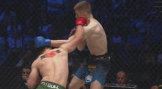 Brichta dostal bombu a padl. Martínek bere výhru díky zranění soka