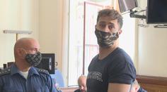 Měla si objednat vraždu manžela za 50 milionů. Senior svou ženu hájí