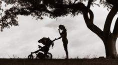 Lidská hyena okradla maminku s dítětem! Přišla o víc než dvacet tisíc