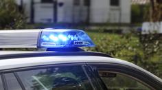 Policie našla pohřešovanou dívku z Pelhřimovska. Převzali si ji záchranáři