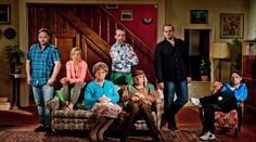 Nový sitcom TV Nova! Milan Šteindler vtrhne na obrazovky v ženské sukni