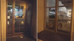 Muž ničil páčidlem výlohy. Ozývají se z nich hlasy, tvrdil poté policistům