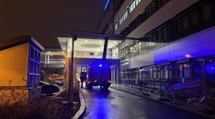 Hasiči zasahovali u požáru v motolské nemocnici. Evakuovali 60 lidí