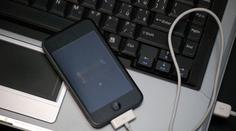Je váš telefon v bezpečí? Přes některé systémy vás oberou hackeři o tisíce korun