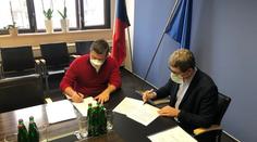 Důležitá pomoc pro Česko. PPF dodá nemocnicím 40 plicních ventilátorů