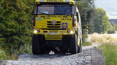 Velitele indické armády obvinili kvůli úplatkům za české tatrovky