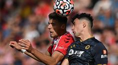 Fotbal bez hlaviček? V Anglii se odehrál první testovací zápas