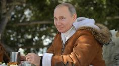 Putin rozcupoval západní politiky. Potupu ze summitu v Německu vrátil i s úroky