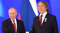 Nohavicovi zakazují kvůli Putinovi zpívat. Zbytečné kádrování, říká kritik. ANKETA