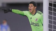 River Plate vyhrálo prestižní zápas bez brankáře, chytal zraněný záložník
