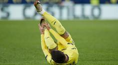 Hráč Villarrealu umlčel kritického fanouška, ukázal ošklivé zranění
