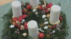 V Česku proběhla floristická soutěž. Žáci se utkali o nejkrásnější vánoční ozdobu