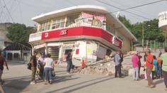 Mexiko zasáhlo velmi silné zemětřesení, úřady varovaly před tsunami