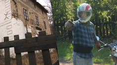 Hrozil sousedce uřezáním hlavy. Teror v Bahně má dohru, úřady zasáhly až po měsících